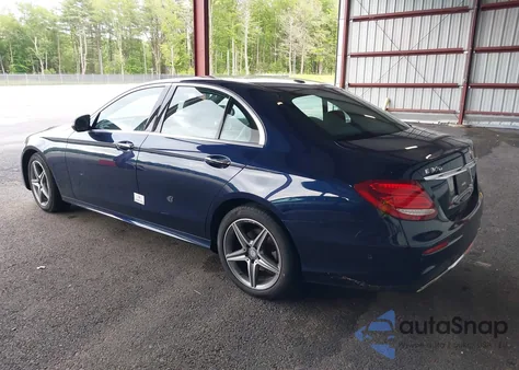 2017 Mercedes-Benz E 300 4Matic z USA, uszkodzony, nr VIN WDDZF4KB7HA174395